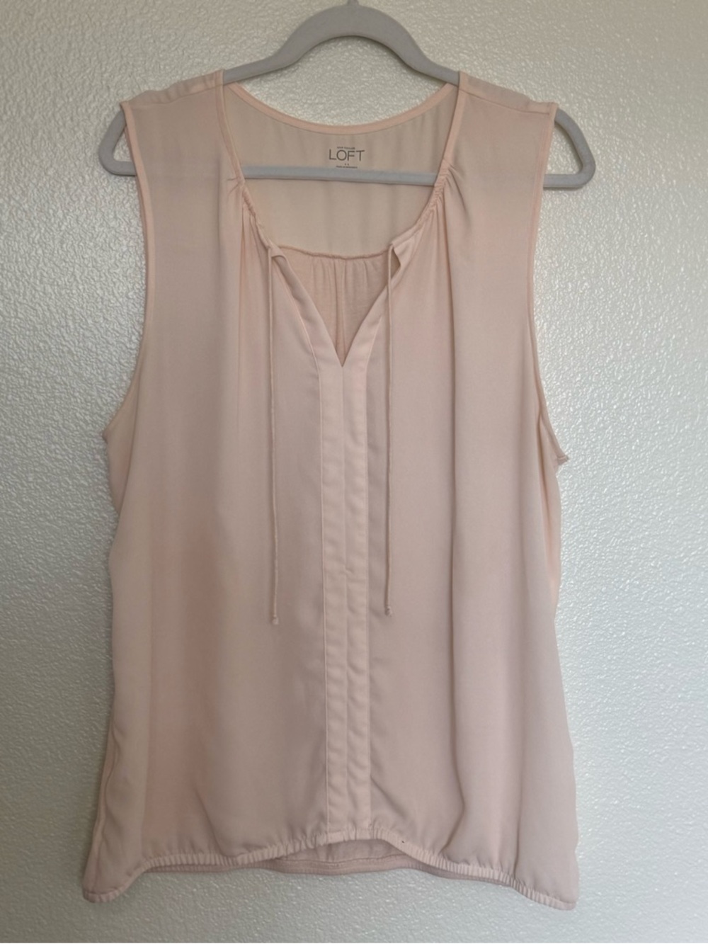 LOFT Women's Blush Pink Sleeveless Tie-Neck Blouse
